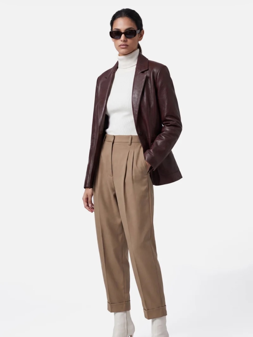 Women's brown Leather Blazer - Tailored Single-Breasted Jacket